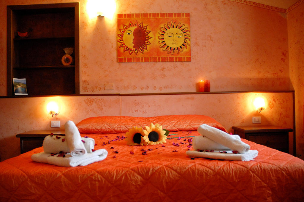 B&B Fantar House Carbonia Oda fotoğraf