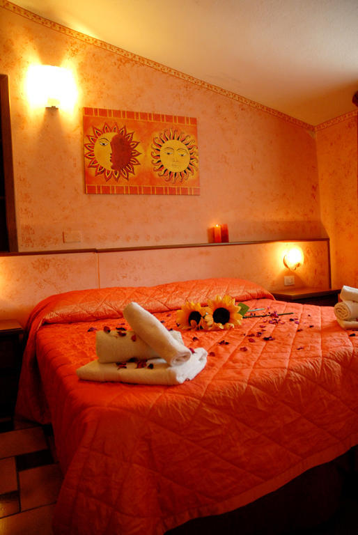 B&B Fantar House Carbonia Oda fotoğraf