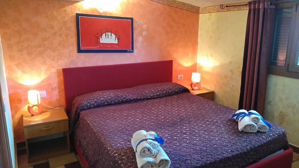 B&B Fantar House Carbonia Dış mekan fotoğraf