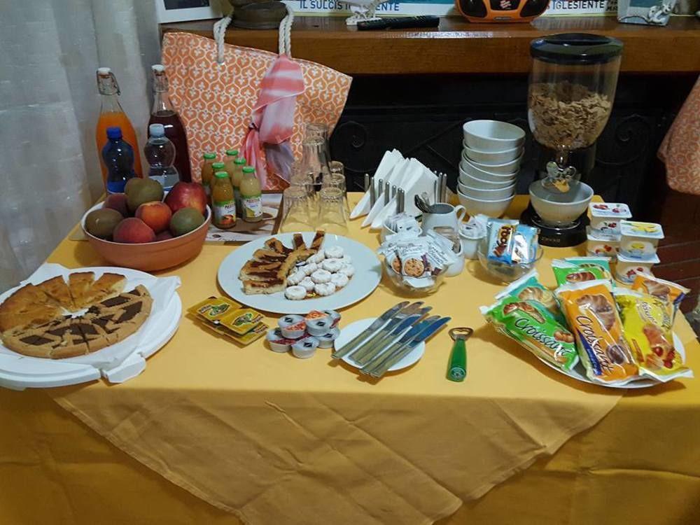B&B Fantar House Carbonia Dış mekan fotoğraf