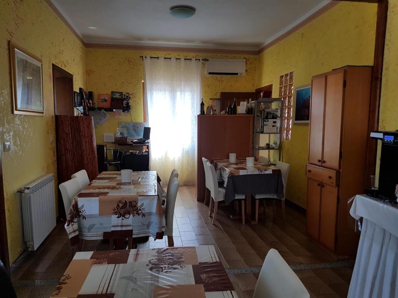 B&B Fantar House Carbonia Dış mekan fotoğraf